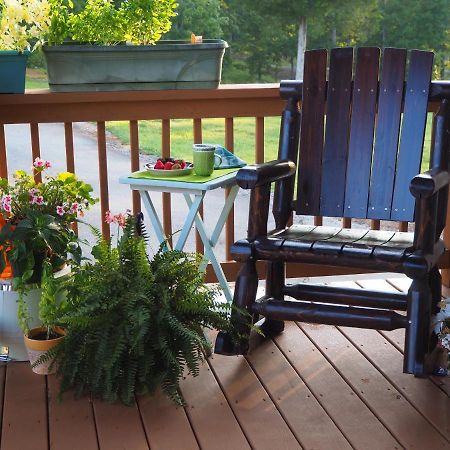 Bedford Landings Bed & Breakfast Moneta Exteriör bild