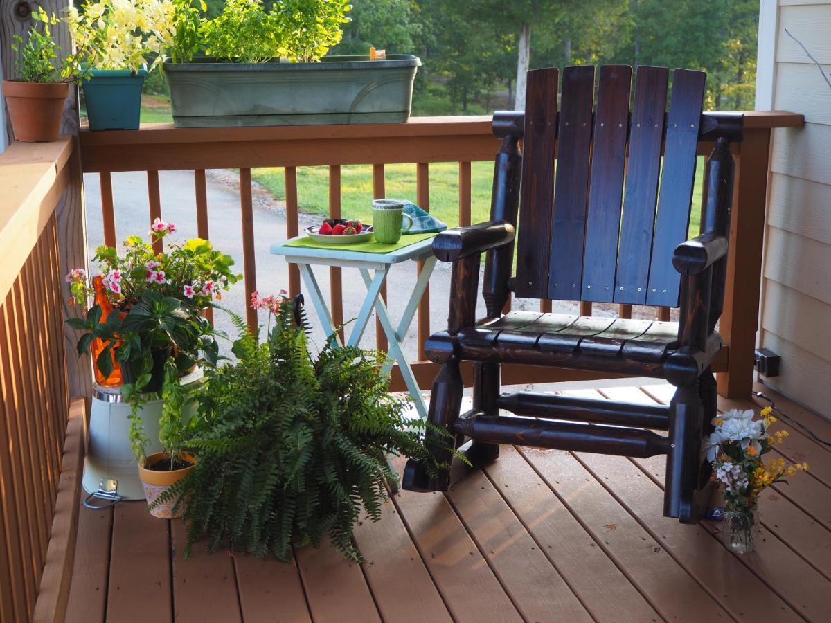 Bedford Landings Bed & Breakfast Moneta Exteriör bild